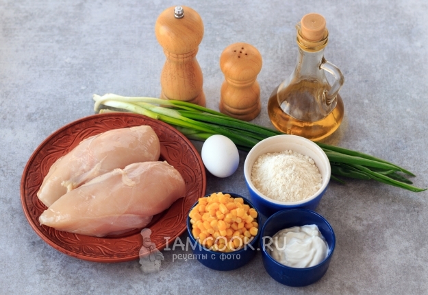 Ингредиенты для куриных оладий с кукурузой
