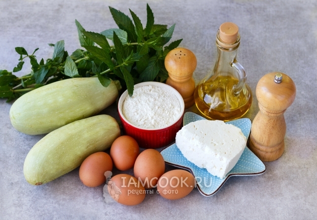 Ингредиенты для блинов из кабачков с сыром и зеленью