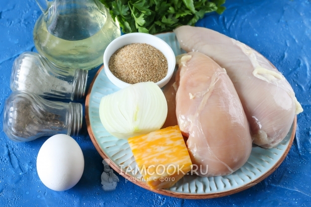 Ингредиенты для куриных котлет с сыром в духовке