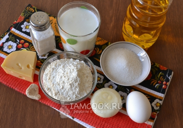Ингредиенты для лукового хлеба с сыром