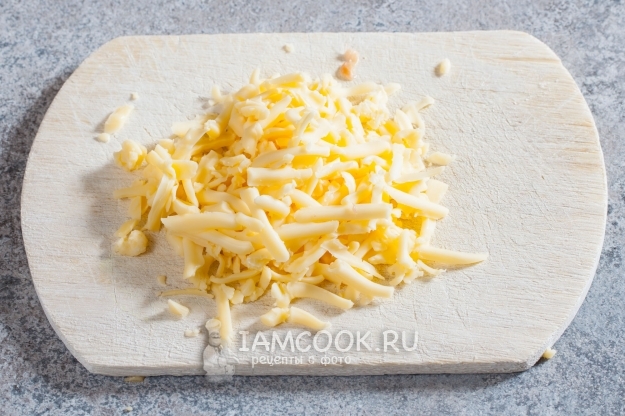 Потереть сыр на терке