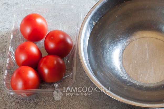Ингредиенты для бланшированных помидоров