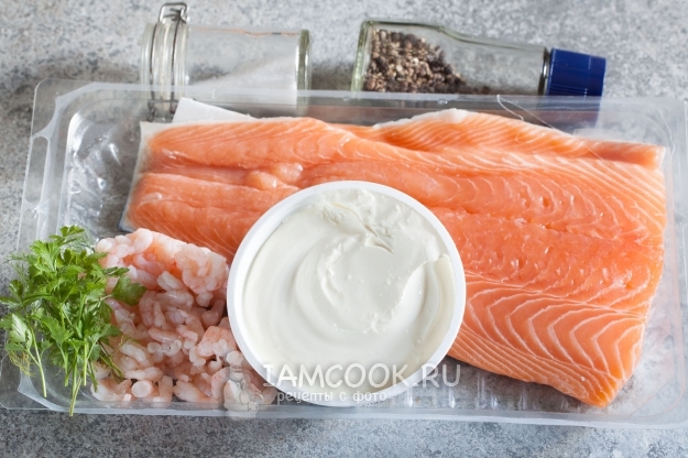 Ингредиенты для лосося, запеченного с креветками