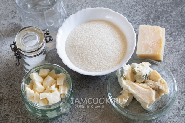 Ингредиенты для поленты с сыром