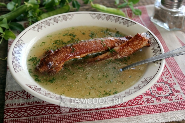 Рецепт горохового супа с копчеными ребрышками в мультиварке