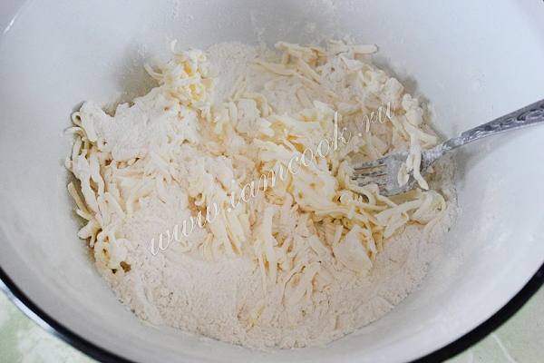 Сырное печенье на маргарине