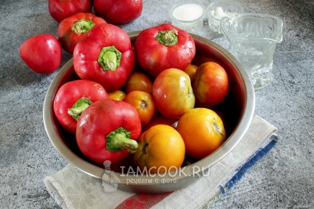 Ингредиенты для сладкого перца в помидорах без масла на зиму