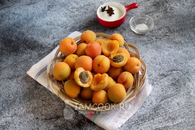 Ингредиенты для компота из абрикосов без косточек на зиму