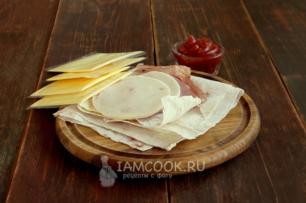 Ингредиенты для лаваша с ветчиной и сыром в духовке