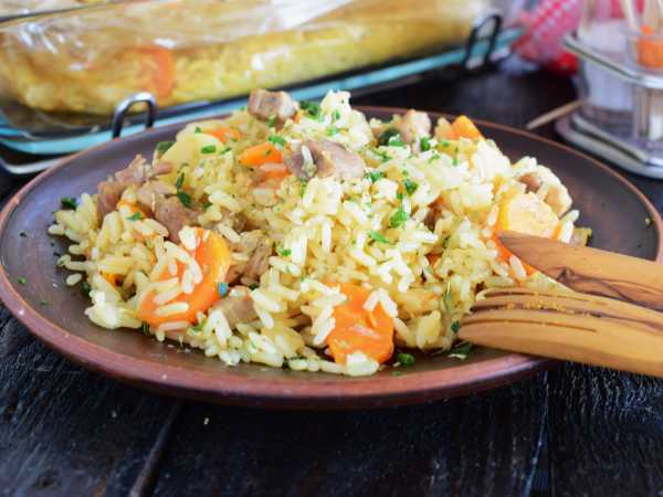 Курица с рисом и овощами в рукаве в духовке | Пикабу