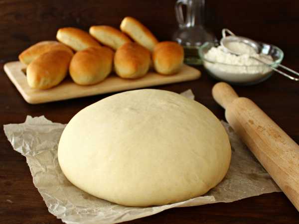 Простой и быстрый рецепт: как приготовить дрожжевое тесто для пирожков из сухих дрожжей