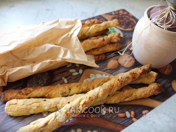 Grissini ritorti (хлебные палочки гриссини), рецепт с фото