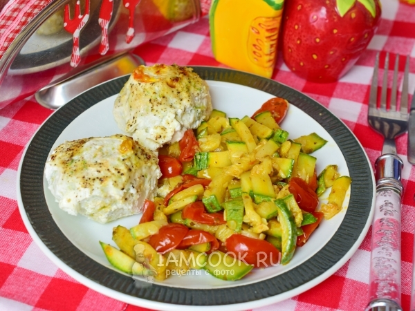 Тушеные кабачки с помидорами на сковороде, рецепт с фото