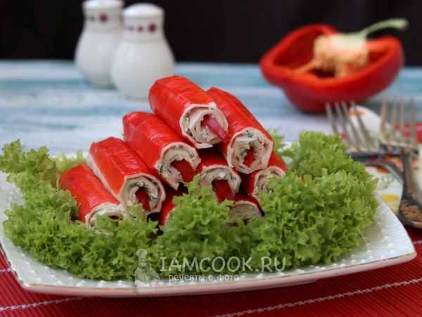 Крабовые палочки, фаршированные рыбной икрой и болгарским перцем, рецепт с фото
