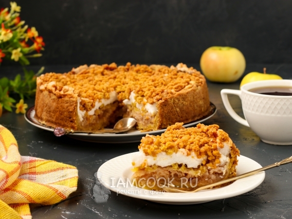 Польский яблочный пирог с безе и крошкой, рецепт с фото