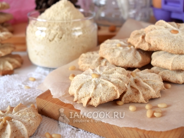 Белково-ореховое печенье с кедровой мукой, рецепт с фото