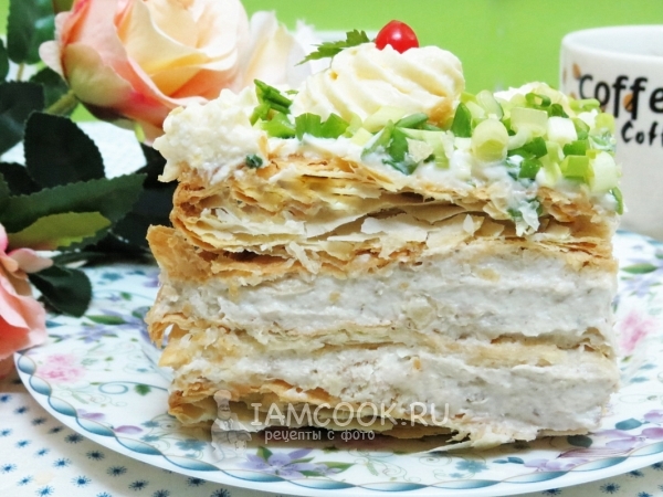 Закусочный торт «Наполеон» из готовых коржей, рецепт с фото