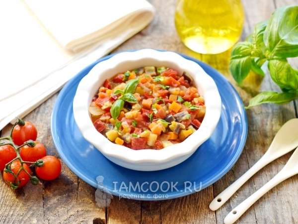 Овощное рагу с баклажанами и кабачками, рецепт с фото