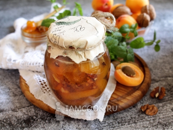 Варенье из абрикосов с грецким орехом, рецепт с фото