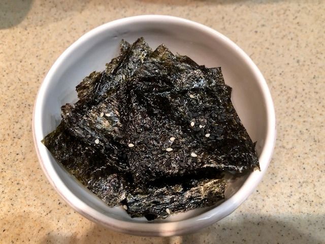 Чипсы нори — рецепт с фото пошагово. Как сделать чипсы из водорослей нори?