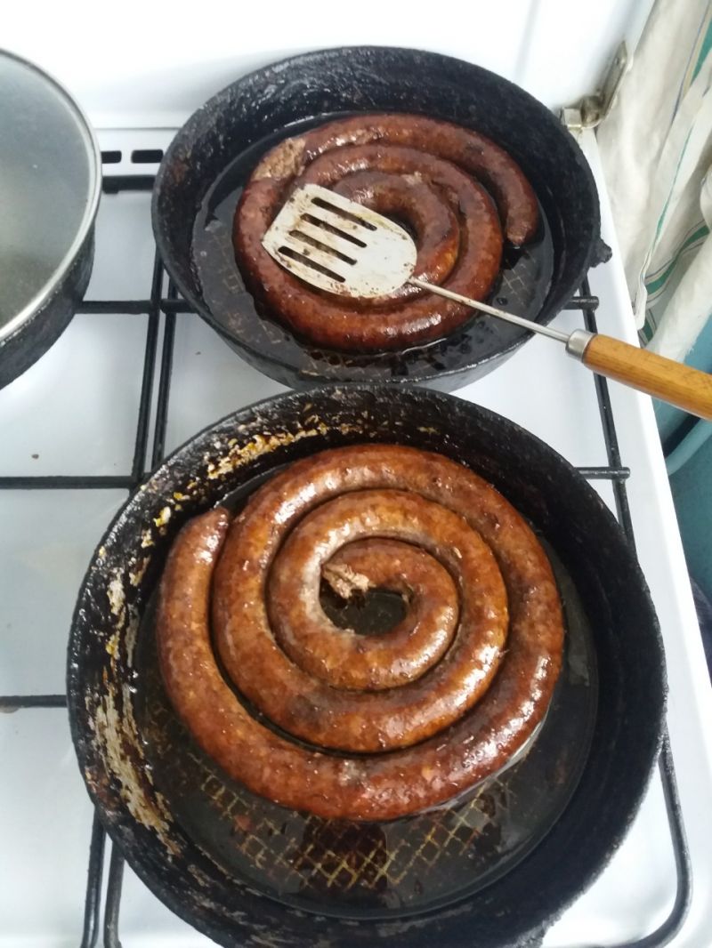 Домашняя чесночная колбаса — рецепт с фото пошагово