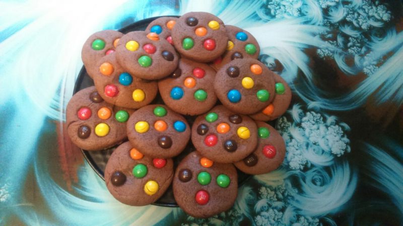 Печенье с M&Ms — рецепт с фото пошагово. Как приготовить печенье с МмдеМс?