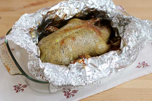 Дикая утка запеченная с картошкой в духовке