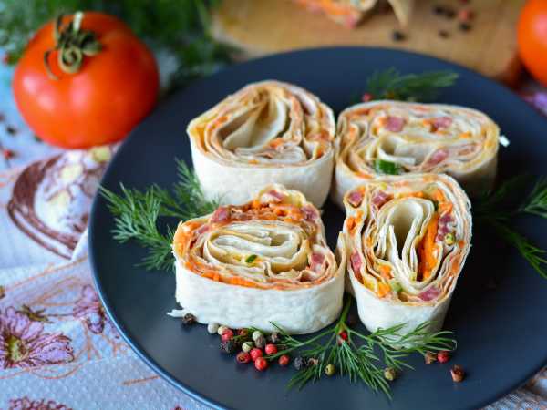 Рулет из лаваша с корейской морковью — лучшие рецепты с сыром, колбасой, ветчиной