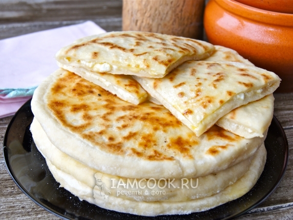 Хачапури с творогом и сыром на кефире, рецепт с фото