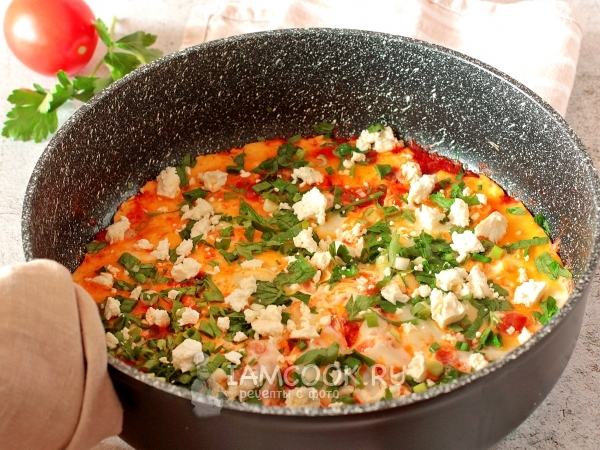 Омлет с томатами и фетой, рецепт с фото