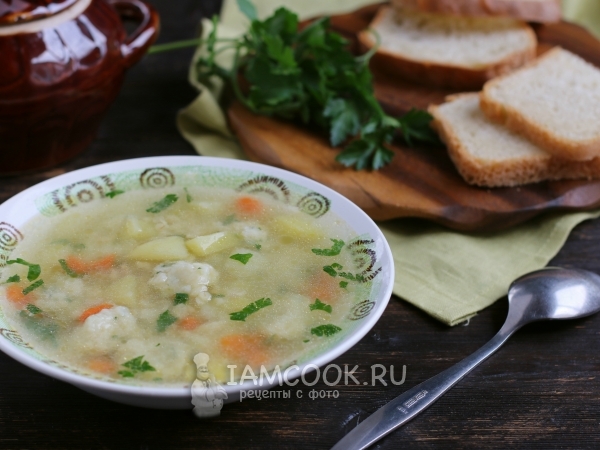 Суп с булгуром и сырными клецками, рецепт с фото