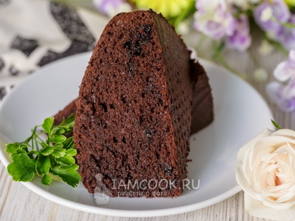 Сочный шоколадный пирог, рецепт с фото