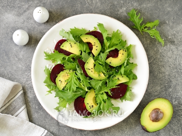 Салат с авокадо и свеклой (ПП), рецепт с фото