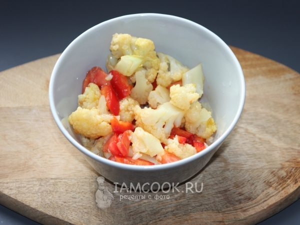 Салат из цветной капусты ПП с перцем и помидорами, рецепт с фото