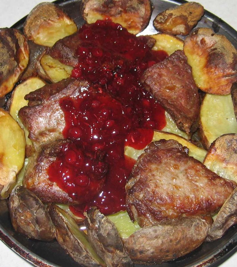 Брусничный соус к мясу рецепт с фото пошагово простой