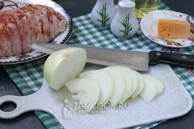 Гармошка из свинины в фольге в духовке — рецепт с фото пошагово