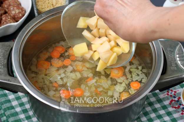 Греческий суп с фрикадельками 🍲