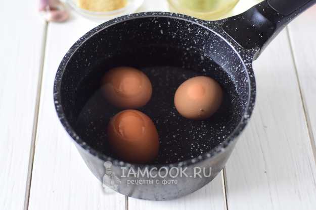 Рыбный рулет с яйцом — Кулинарные рецепты с фото