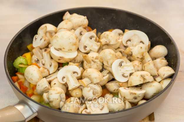 Соте из баклажан с грибами