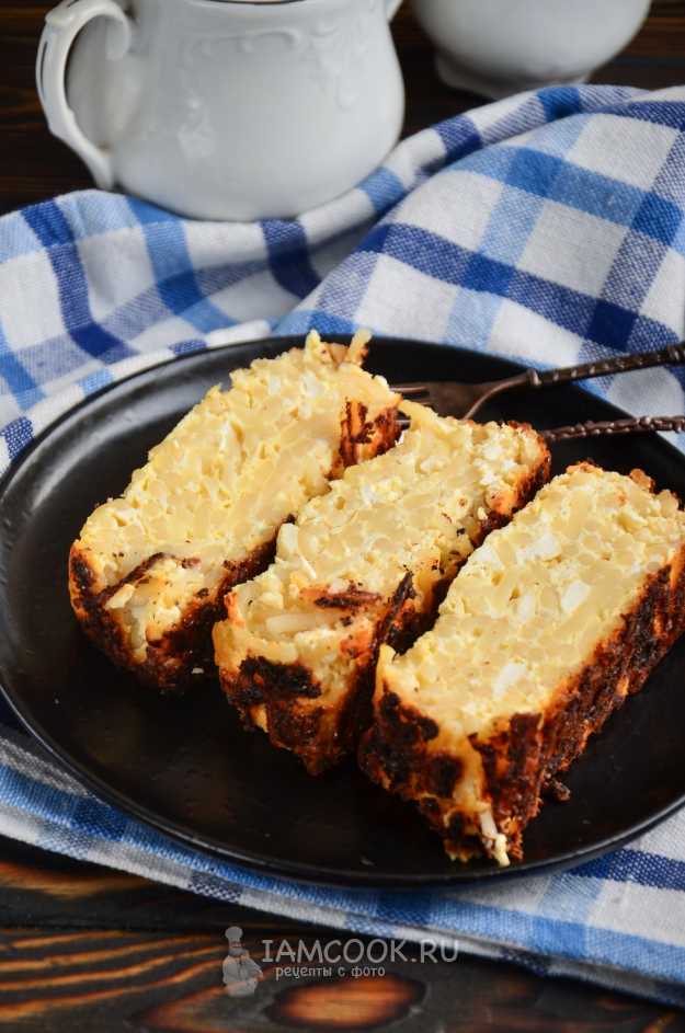 Творожная запеканка с лапшой и яблоками