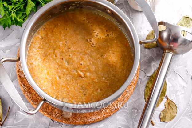 Суп из маслят с картошкой - Лайфхакер
