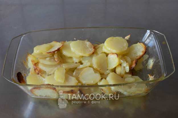 Сочные и нежные перепела с картофелем в духовке!