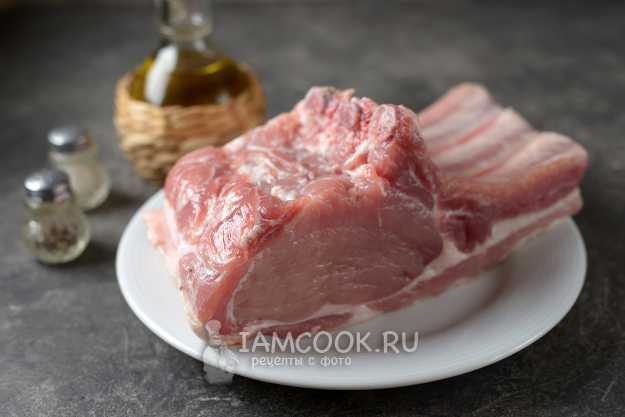 Свинина запеченная с картошкой в духовке