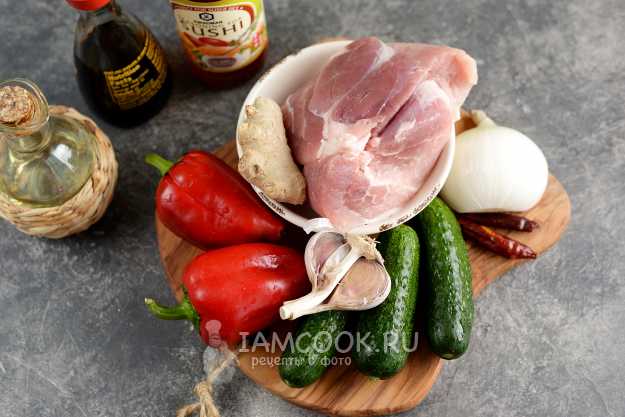 Мясо по-тайски с огурцами — рецепт с фото