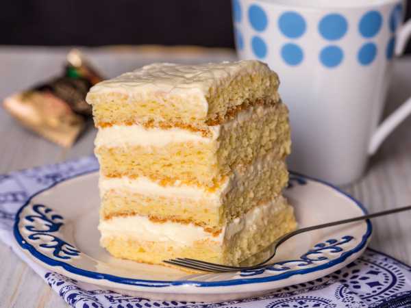 Как приготовить рецепт Торт «Сметанник» – самый простой и очень вкусный домашний торт