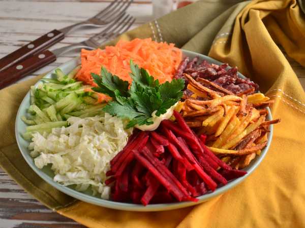 Овощной салат “Летнее настроение” с пекинской капустой