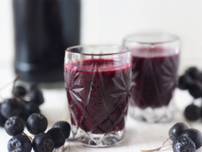 Вино из черноплодной рябины - простой рецепт | Чудо-Повар