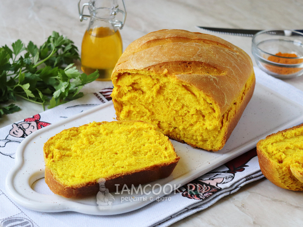 Пшеничный хлеб на молоке с куркумой (в духовке), рецепт с фото