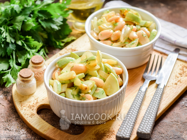 Салат из кабачков с фасолью (консервированной), рецепт с фото