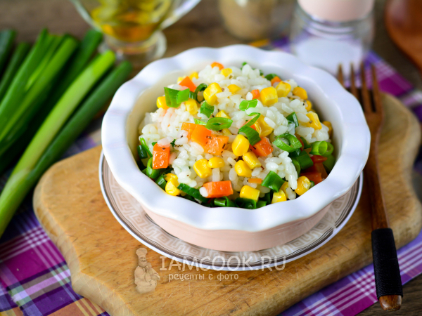 Рис с кукурузой и морковью (на сковороде), рецепт с фото